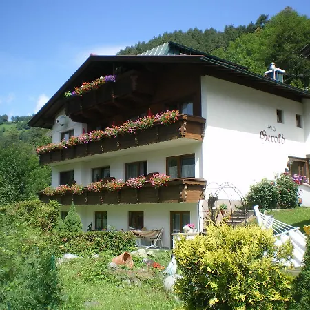 Haus Gerold Guest house